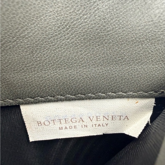 Bottega Veneta Black Long Fold-Over Wallet - Picture 4 of 12